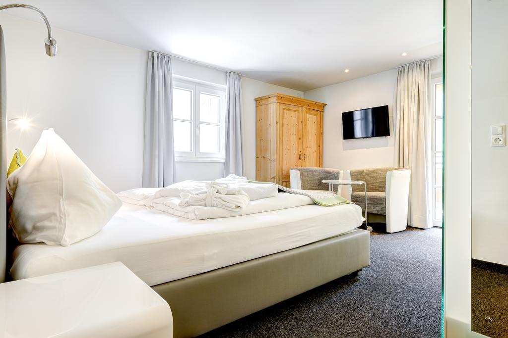 Hotel Luen ブラント エクステリア 写真