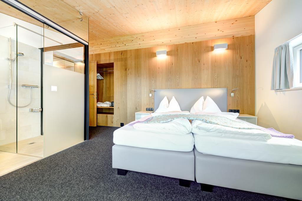Hotel Luen ブラント エクステリア 写真