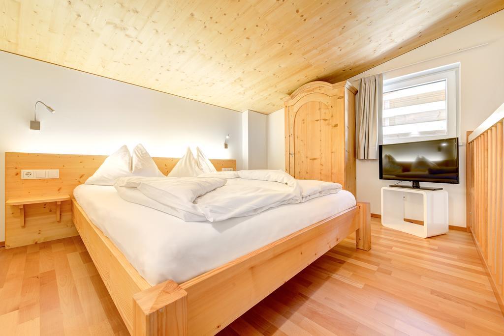 Hotel Luen ブラント エクステリア 写真
